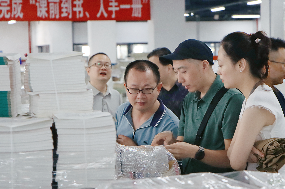 人民教育出版社一行到sbobet利记开展教材巡检抽检工作