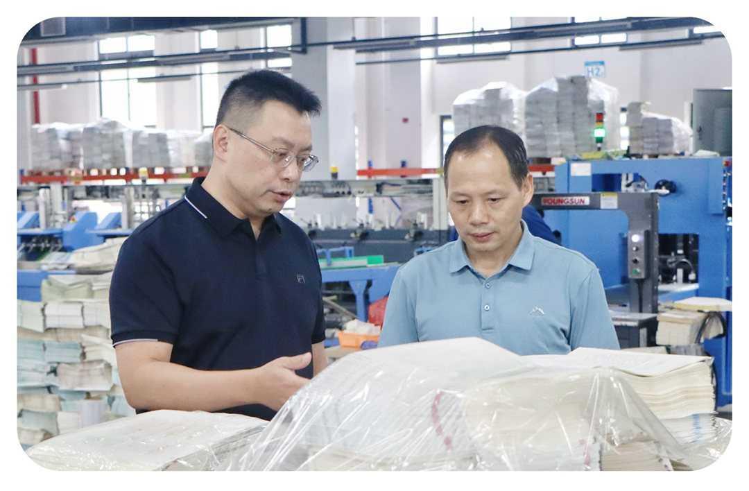 省委宣传部印刷发行处一行到sbobet利记检查2025年秋季教材印制工作